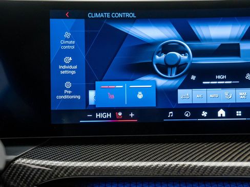 Certified 2025 BMW M3 Competition w/ Carbon Package image 27