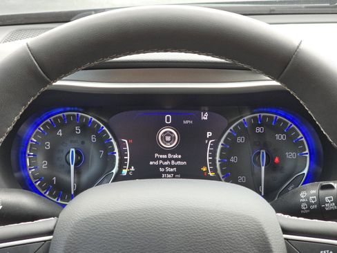 Used 2024 Chrysler Pacifica Touring-L FWD image 28