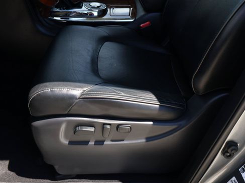 Used 2019 INFINITI QX80 Luxe RWD image 14