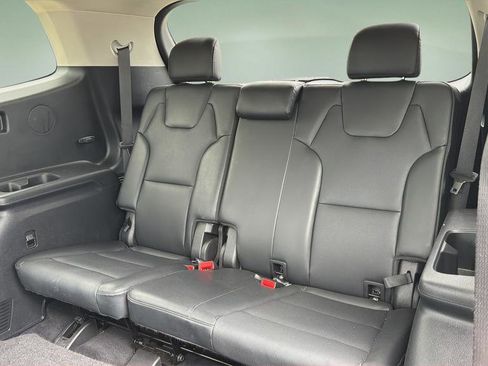 Used 2024 Kia Telluride LX AWD/4WD image 15