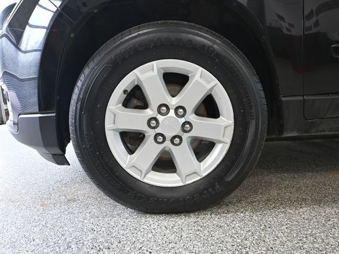 Used 2016 GMC Acadia SLE AWD/4WD image 16