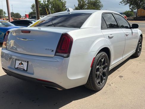 Used 2020 Chrysler 300 S AWD/4WD image 7