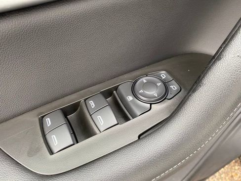 Certified 2025 Chevrolet Blazer LT image 16