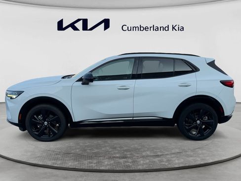 Used 2021 Buick Envision Essence w/ Technology Package I FWD image 2