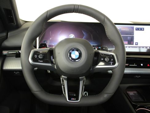 New 2026 BMW 530i w/ M Sport Package image 15