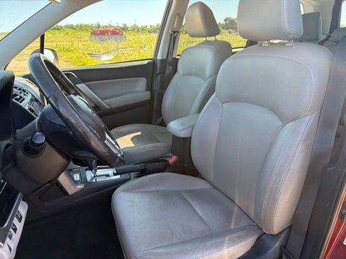 Used 2017 Subaru Forester 2.5i Limited AWD/4WD image 9