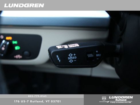 Certified 2025 Audi Q5 2.0T Premium Plus image 16