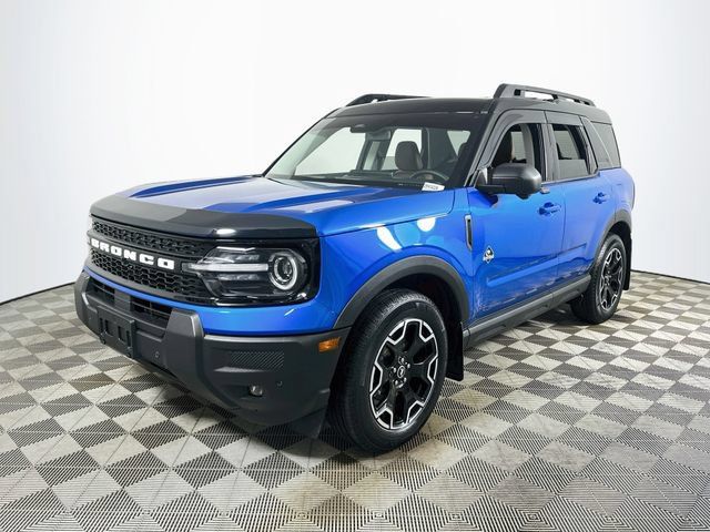 Used 2025 Ford Bronco Sport Outer Banks w/ Outer Banks Tech Package+ AWD/4WD image 7