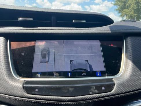 Used 2024 Cadillac XT5 Sportv w/ Technology Package AWD/4WD image 30