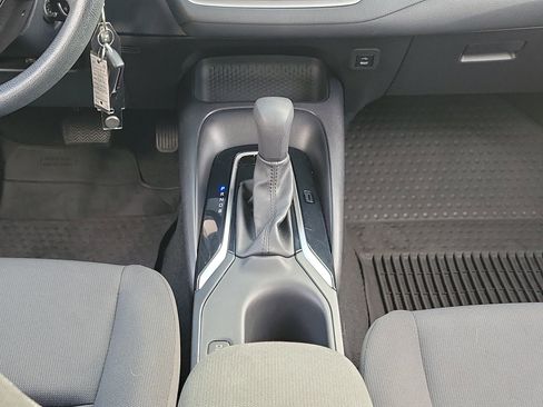 Used 2023 Toyota Corolla LE image 19