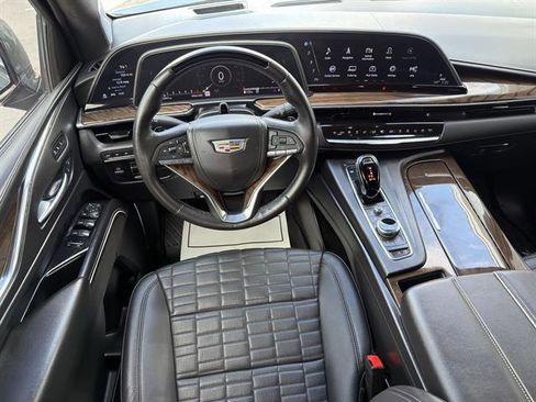 Certified 2024 Cadillac Escalade Sport Platinum w/ LPO, ONYX Package AWD/4WD image 12