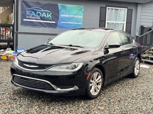 Used 2016 Chrysler 200 Limited w/ Convenience Group image 1