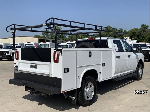 Used 2023 RAM 2500 Tradesman AWD/4WD image 2