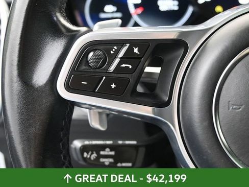 Used 2022 Porsche Cayenne image 35