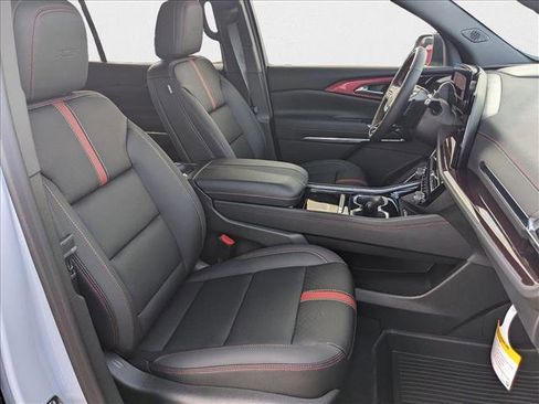 New 2026 Chevrolet Traverse RS w/ LPO, Floor Liner Package image 20