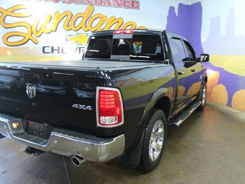 Used 2016 RAM 1500 Laramie w/ Convenience Group image 8