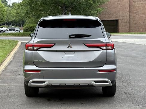 Used 2022 Mitsubishi Outlander SE FWD image 5