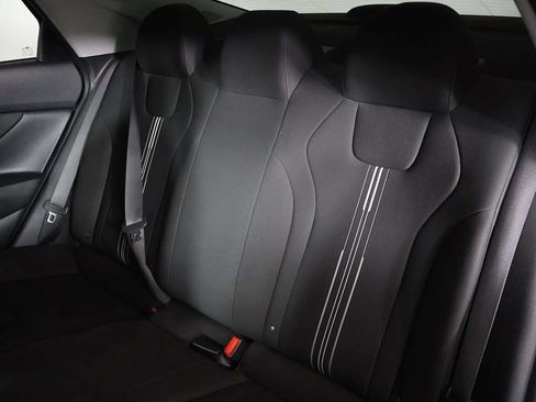 Used 2022 Hyundai Elantra SEL w/ Convenience Package FWD image 32