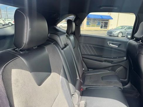 Used 2019 Ford Edge ST w/ Convenience Package image 35