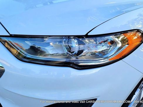 Used 2020 Ford Fusion SE image 46