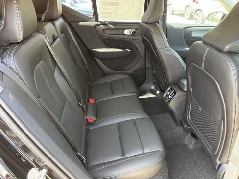 New 2025 Volvo XC40 B5 Core w/ Protection Package Premier image 10