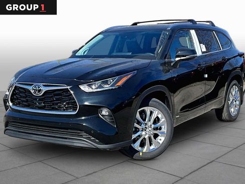 New 2026 Toyota Highlander Limited AWD/4WD image 1