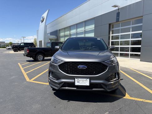 Certified 2024 Ford Edge ST-Line w/ Class II Trailer Tow Package AWD/4WD image 2