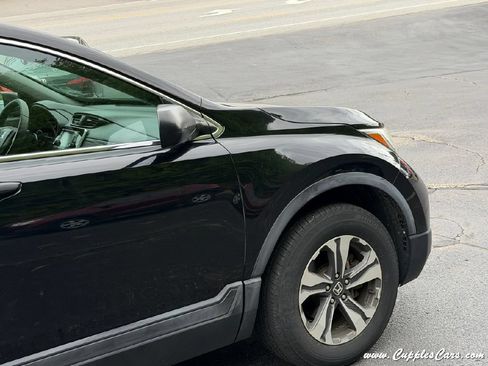 Used 2017 Honda CR-V LX image 40