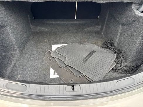 Used 2019 Chevrolet Impala Premier FWD image 21