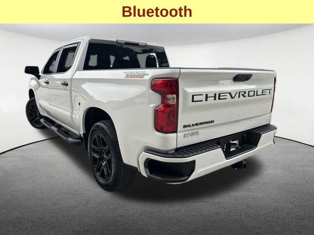 Used 2024 Chevrolet Silverado 1500 Custom w/ Turbomax Blackout Package AWD/4WD image 10
