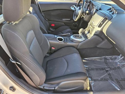Used 2011 Nissan 370Z w/ Sport Pkg image 25