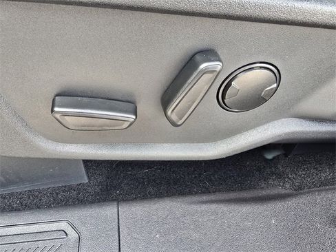 Used 2024 Ford Bronco Badlands image 24