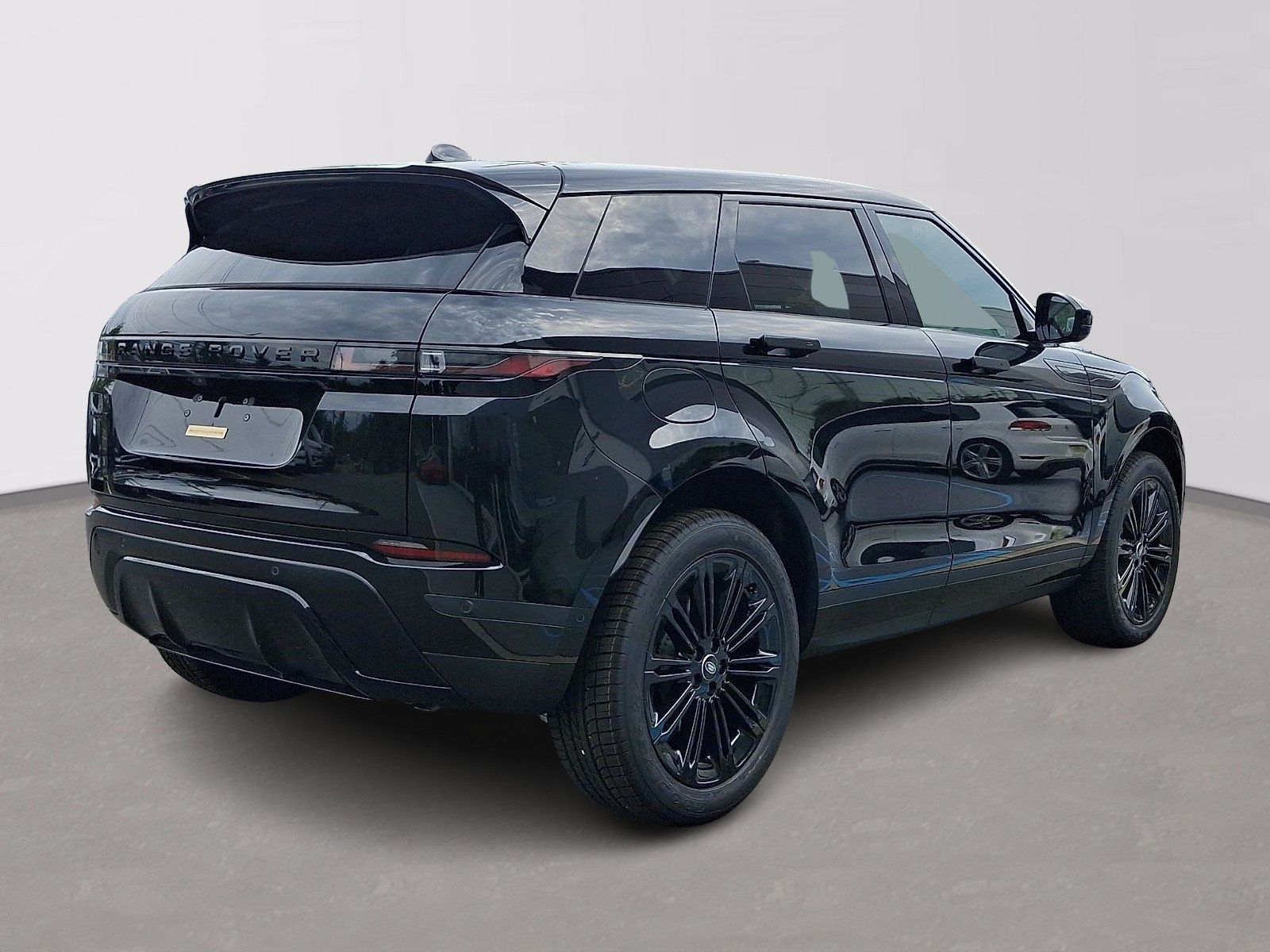 New 2026 Land Rover Range Rover Evoque S AWD/4WD image 3