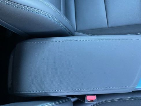 New 2026 Chevrolet Equinox EV LT image 18