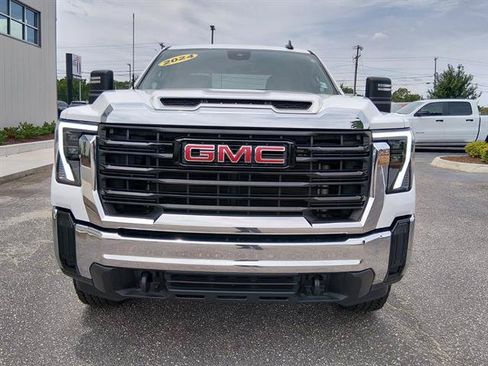 Used 2024 GMC Sierra 2500 Pro w/ Convenience Package AWD/4WD image 8