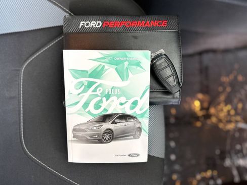 Used 2017 Ford Focus ST FWD image 89