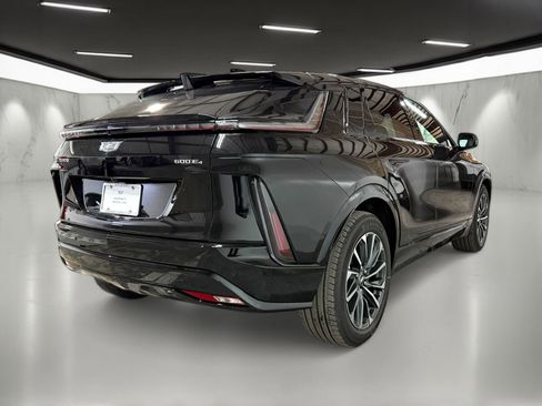 New 2026 Cadillac Lyriq Premium Sport image 8