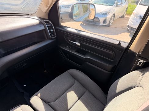 Used 2019 RAM 1500 Tradesman AWD/4WD image 18