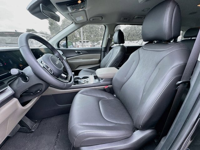 Certified 2026 Kia Carnival EX FWD image 21