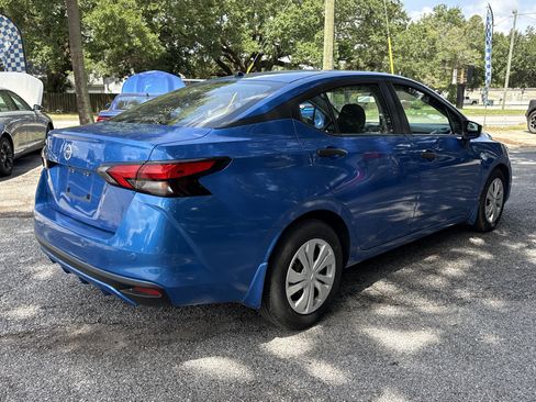 Used 2021 Nissan Versa S FWD image 5