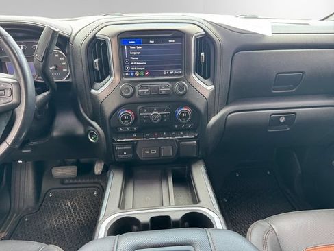 Used 2022 GMC Sierra 1500 AT4 w/ AT4 Premium Package AWD/4WD image 12