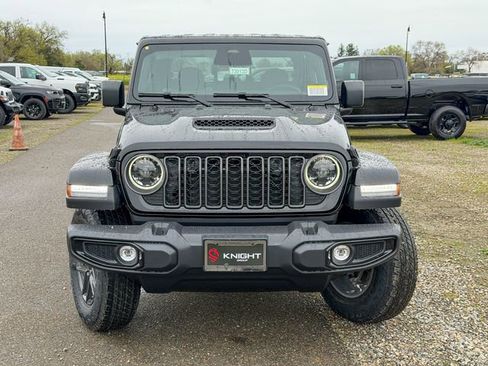 New 2026 Jeep Gladiator Sport image 3