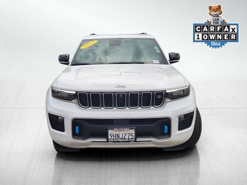 Used 2023 Jeep Grand Cherokee Overland w/ Advanced Protech Group III AWD/4WD image 2