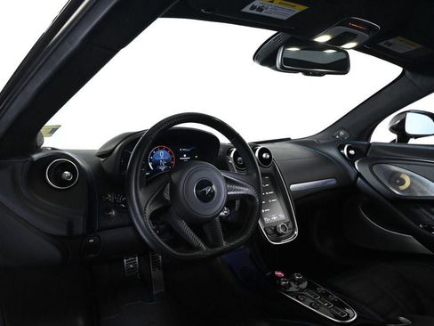 Used 2025 McLaren GTS RWD image 9