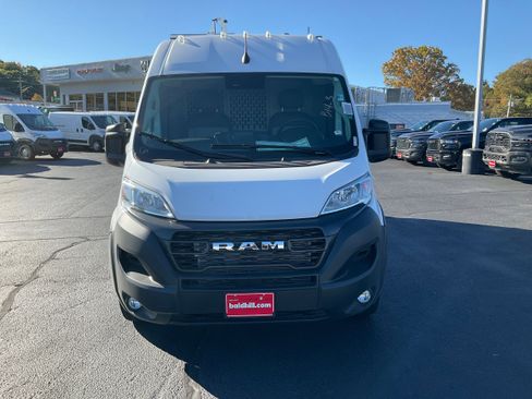 New 2025 RAM ProMaster 2500 w/ Convenience Group image 2
