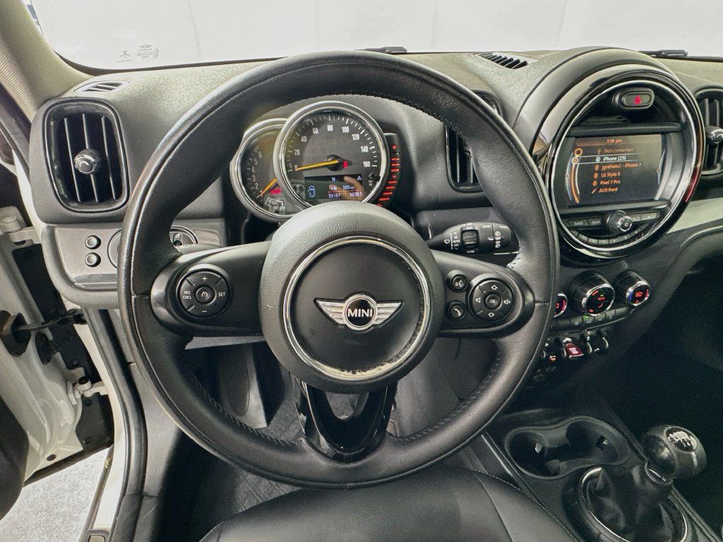Used 2017 MINI Cooper Countryman FWD image 11