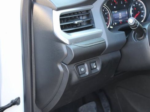 Used 2023 GMC Acadia SLE w/ Driver Convenience Package image 24