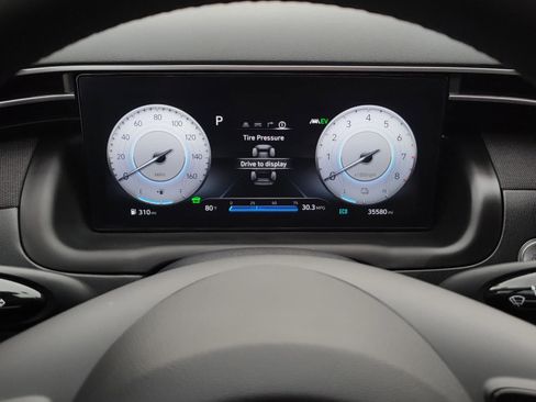 Certified 2024 Hyundai Tucson Limited AWD/4WD image 33