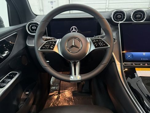 New 2026 Mercedes-Benz GLC 300 image 21