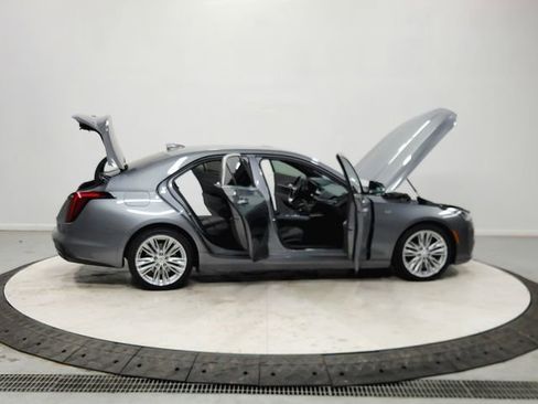 Used 2021 Cadillac CT4 Premium Luxury w/ Technology Package image 16